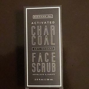Beekman Activated Charcoal Anti-oxidant Face Scrub